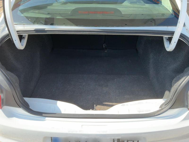 Citroen C-Elysée 1.6 Blue-HDi Exclusive — zdjęcie 10
