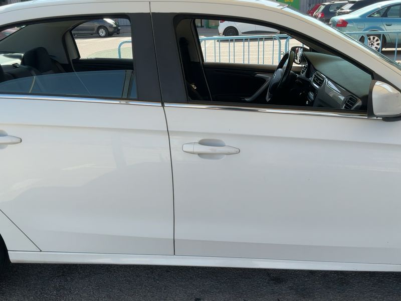 Citroen C-Elysée 1.6 Blue-HDi Exclusive — zdjęcie 7