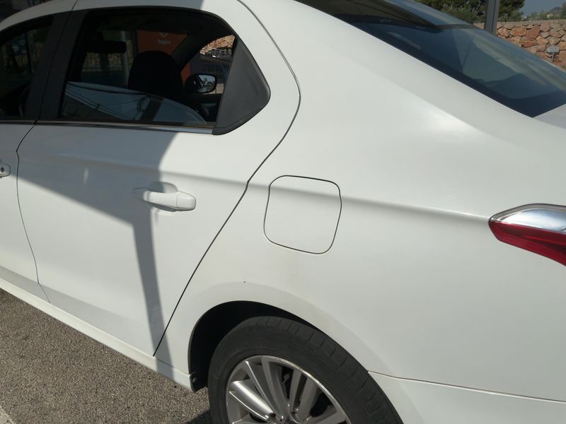 Citroen C-Elysée 1.6 Blue-HDi Exclusive — zdjęcie 3