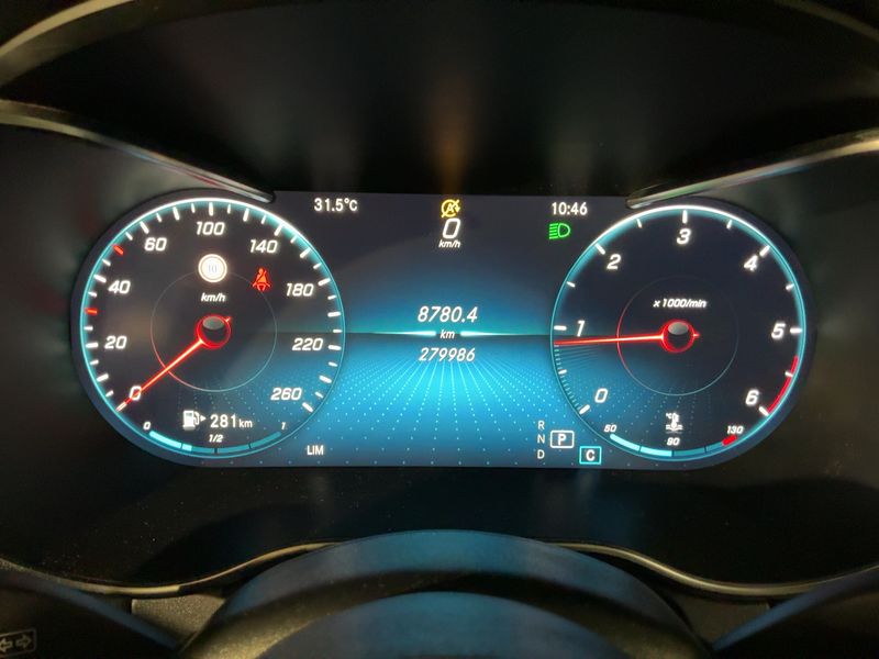 Mercedes-Benz C-Klasse C 220 d T 4Matic Premium — zdjęcie 13