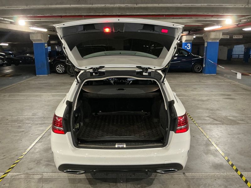 Mercedes-Benz C-Klasse C 220 d T 4Matic Premium — zdjęcie 10