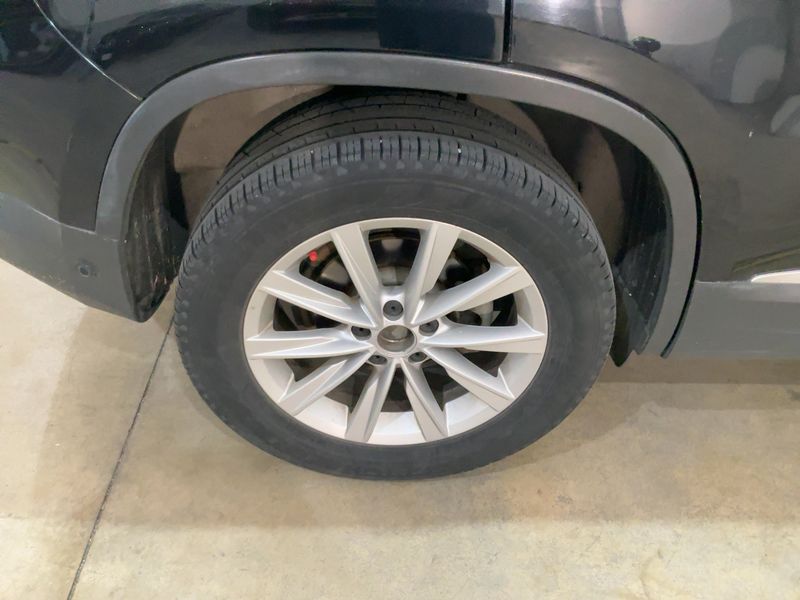 Volkswagen Tiguan 2.0 TDI Sport & Style BlueMotion Tech 2014 – снимка 9