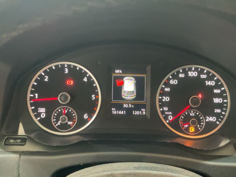 Volkswagen Tiguan 2.0 TDI Sport & Style BlueMotion Tech — zdjęcie 13