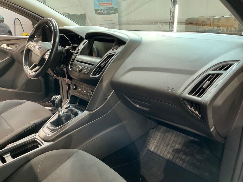 Ford Focus 1.0 EcoBoost Cool&Connect 2018 – снимка 28