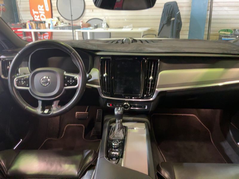 Volvo V90 2.0 D5 R-Design AWD — zdjęcie 12