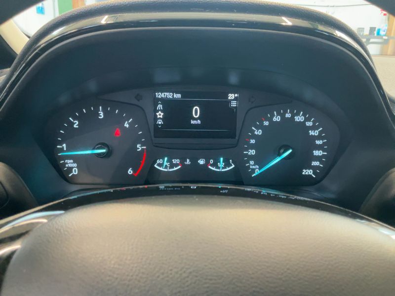 Ford Fiesta 1.5 TDCi Plus 2018 – снимка 18