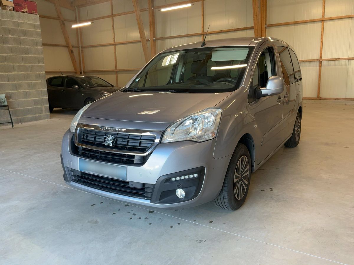Peugeot Partner 2017 — photo 1