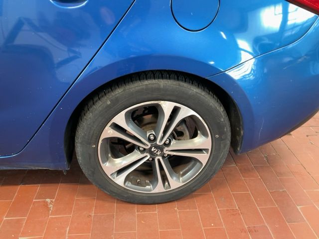 Kia Carens 2.0 GDI Spirit 2015 – снимка 5