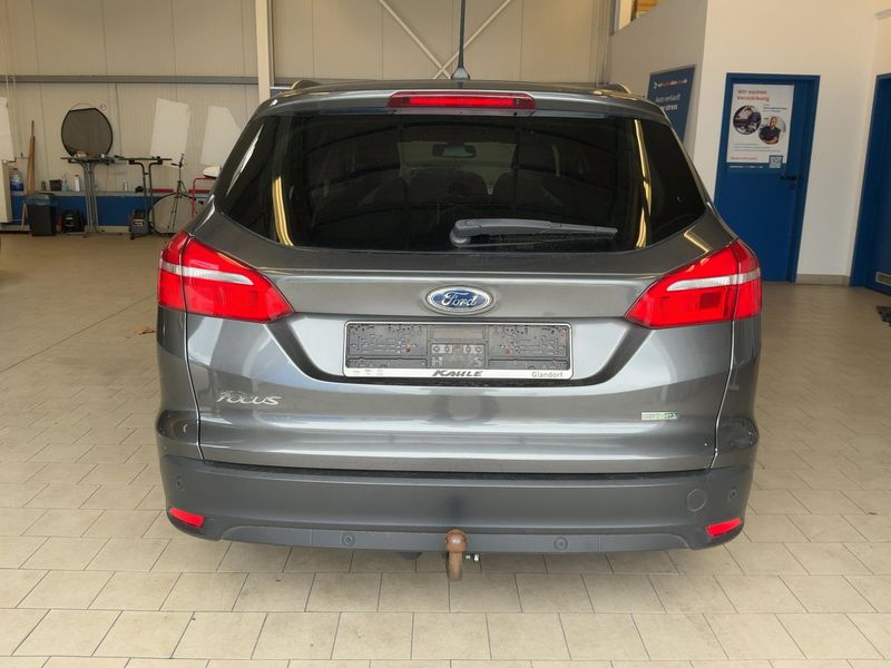 Ford Focus 1.0 EcoBoost Cool&Connect — zdjęcie 5