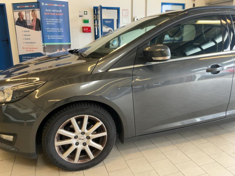 Ford Focus 1.0 EcoBoost Cool&Connect — zdjęcie 2