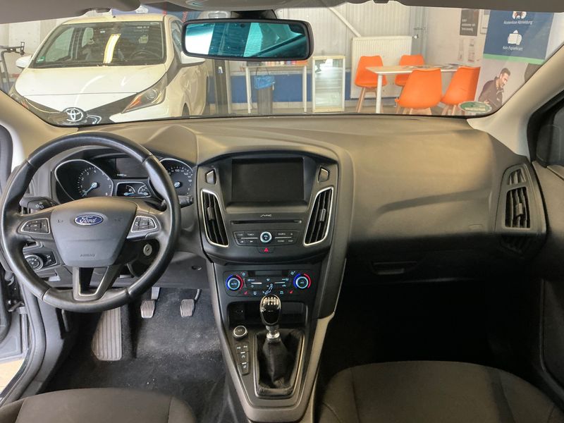 Ford Focus 1.0 EcoBoost Cool&Connect — zdjęcie 12