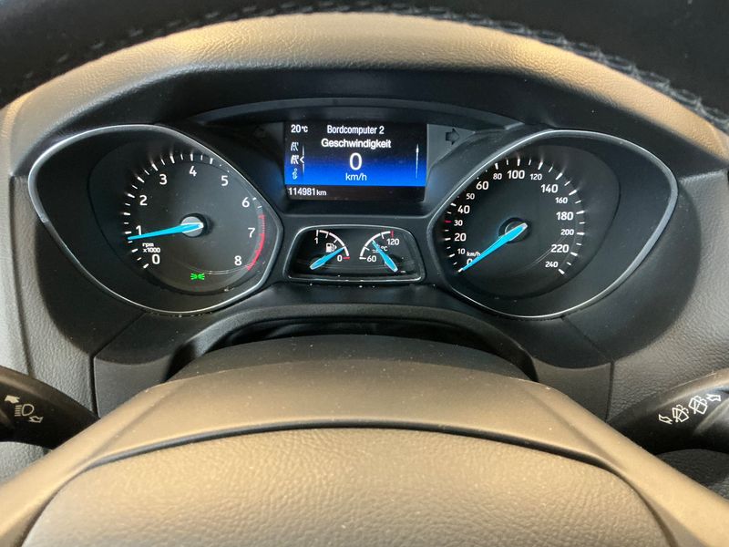 Ford Focus 1.0 EcoBoost Cool&Connect — zdjęcie 13