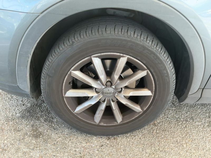 Audi Q3 2.0 TDI Ambiente 2012 – снимка 3