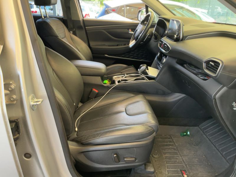 Hyundai Santa Fe 2.2 CRDi Exellence 4WD — zdjęcie 11