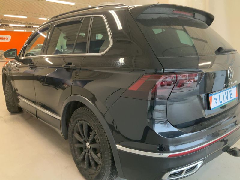 Volkswagen Tiguan 2.0 TDI R-Line 4Motion 2021 – снимка 6
