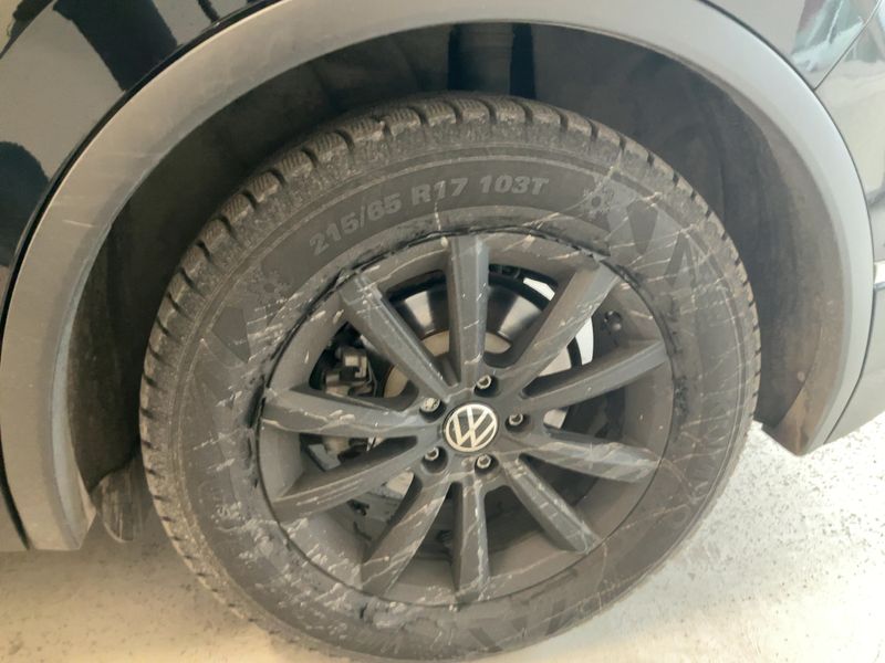 Volkswagen Tiguan 2.0 TDI R-Line 4Motion 2021 – снимка 5
