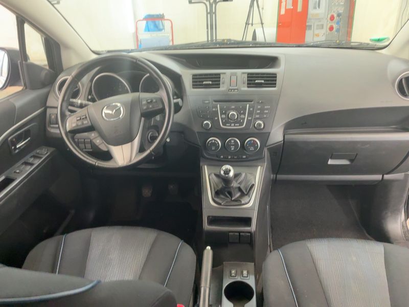 Mazda 5 2.0 Center-Line — zdjęcie 12