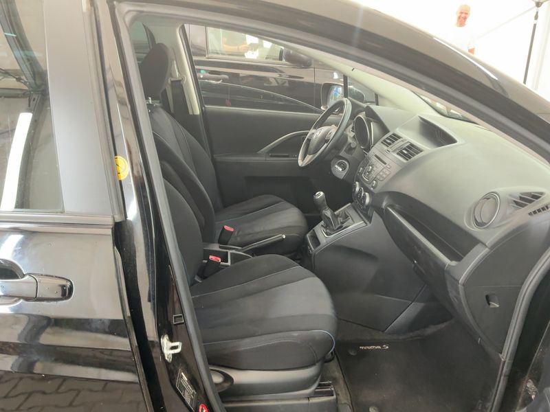 Mazda 5 2.0 Center-Line — zdjęcie 11