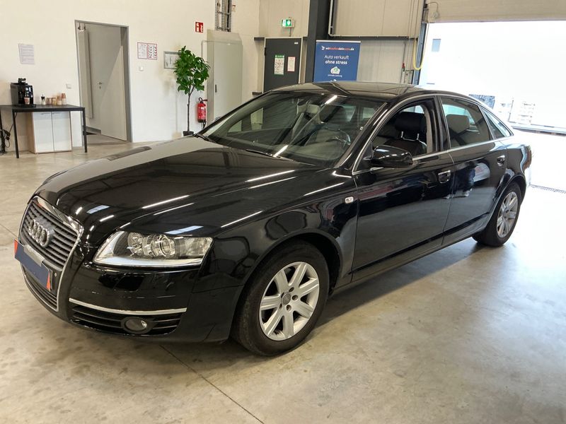 Audi A6 2.4 V6
