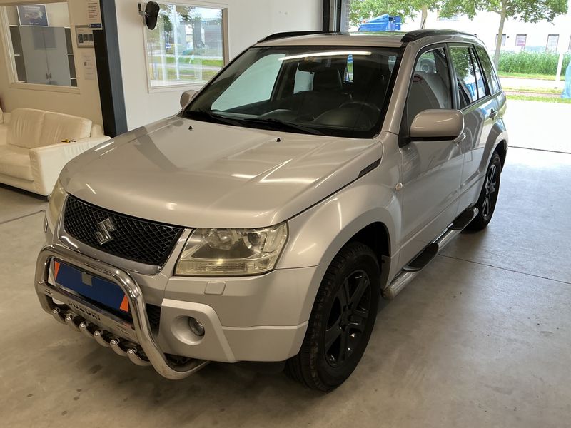 Suzuki Grand Vitara 2.0 Executive