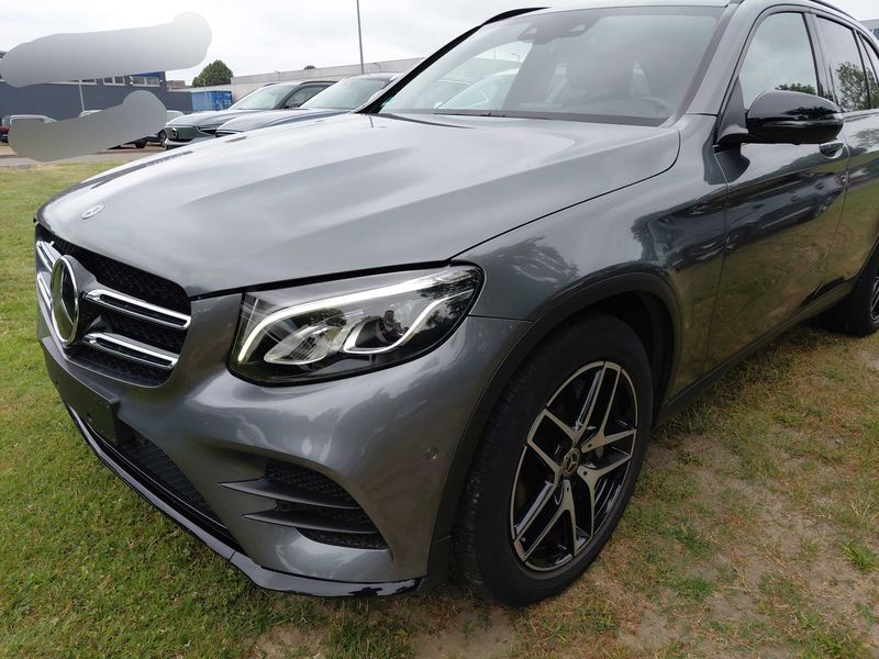 Mercedes-Benz GLC-Klasse GLC 250 4Matic AMG Line — zdjęcie 2