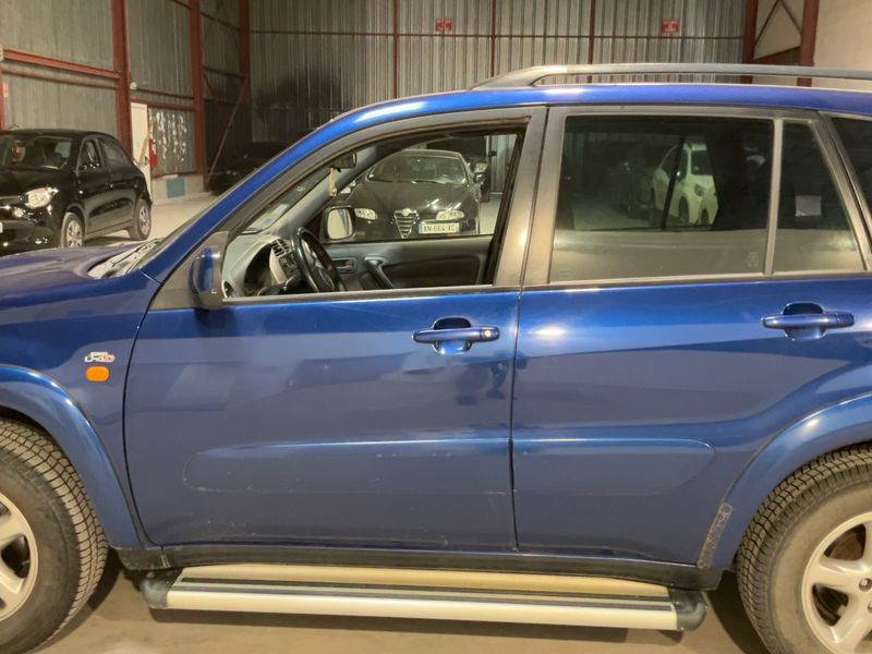 Toyota RAV 4 2.0 D-4D 4x4 2002 – снимка 4