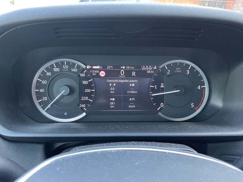 Land Rover Discovery 5 D250 Mild-Hybrid AWD — zdjęcie 13