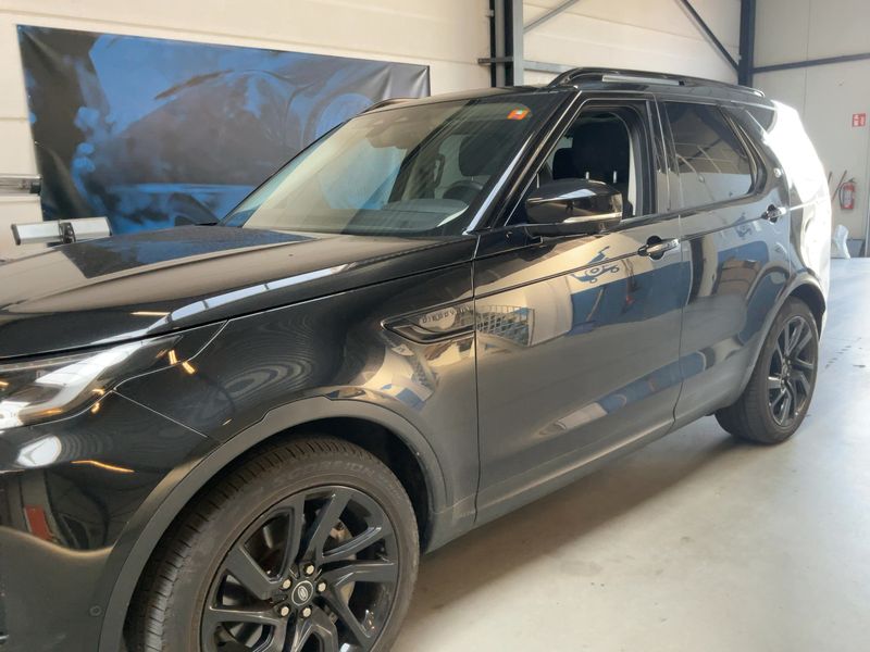 Land Rover Discovery 5 D250 Mild-Hybrid AWD — zdjęcie 2