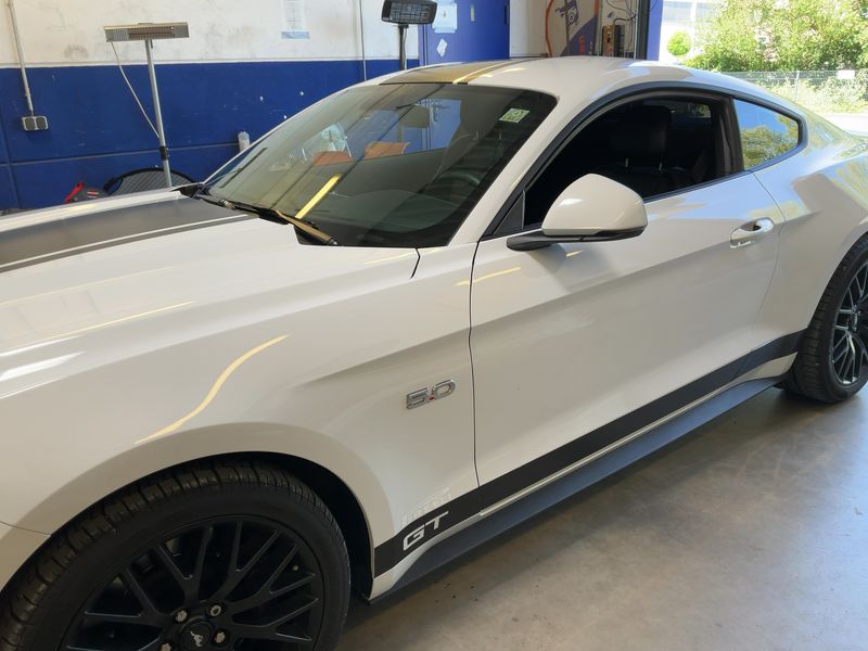 Ford Mustang 5.0 Ti-VCT V8 GT — zdjęcie 2