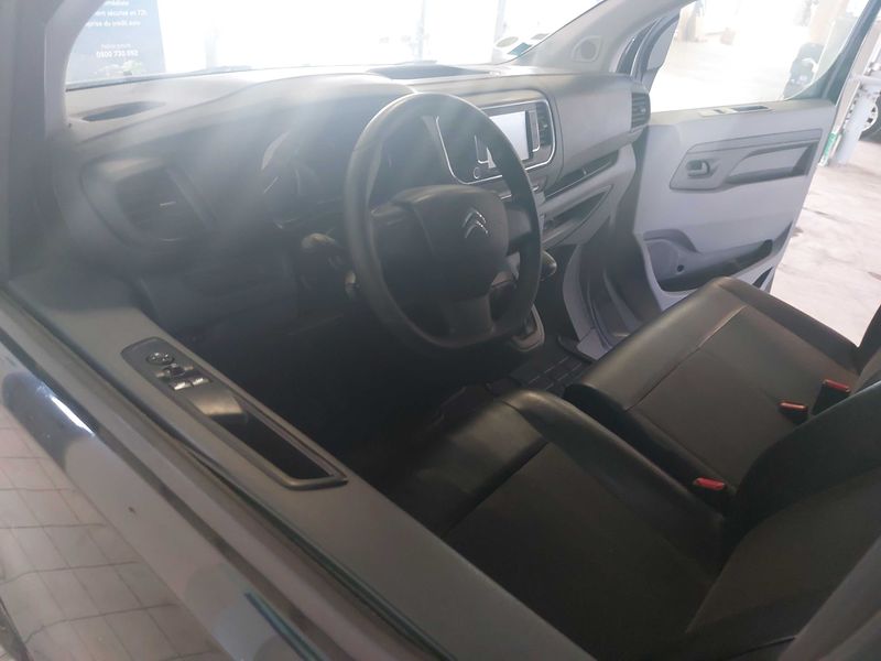 Citroen Jumpy 2.0 Blue-HDi Club M — zdjęcie 11