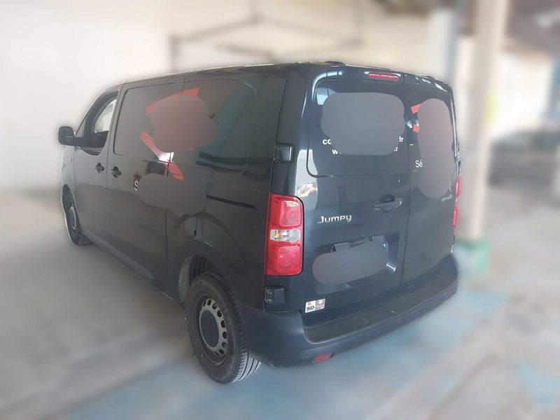 Citroen Jumpy 2.0 Blue-HDi Club M — zdjęcie 3