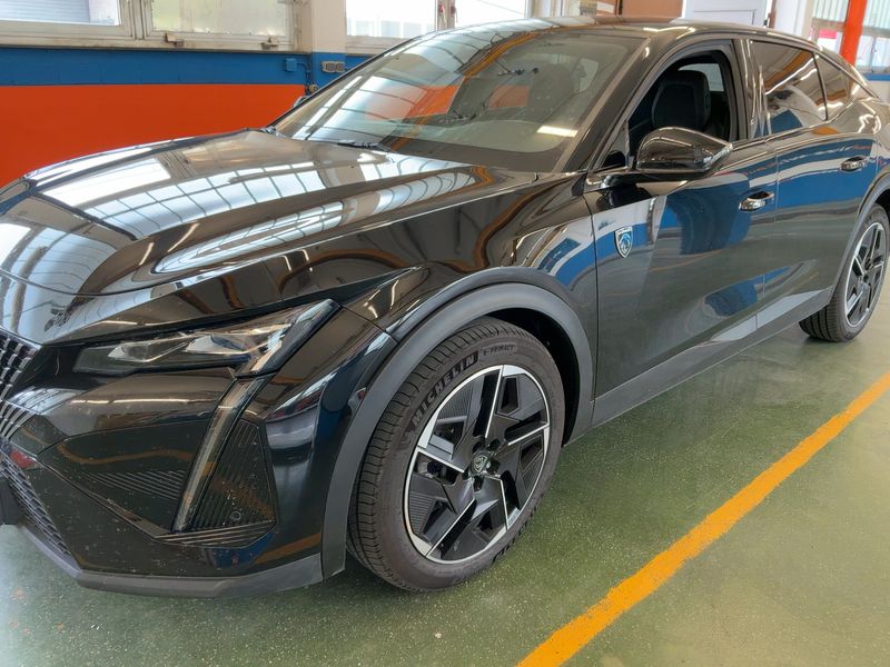 Peugeot 408 1.2 Mild-Hybrid GT — zdjęcie 2