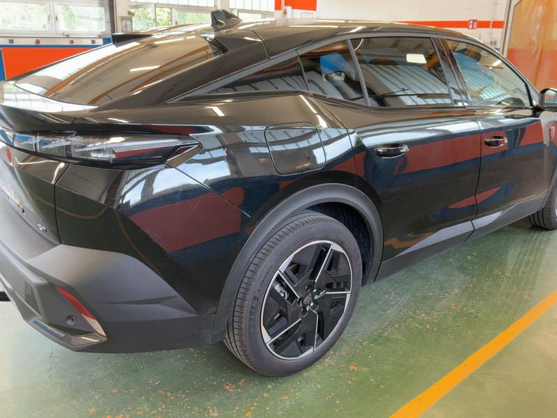 Peugeot 408 1.2 Mild-Hybrid GT — zdjęcie 6