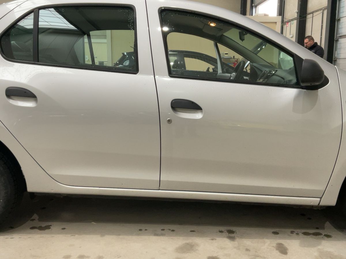 Dacia Logan 2018 — photo 11