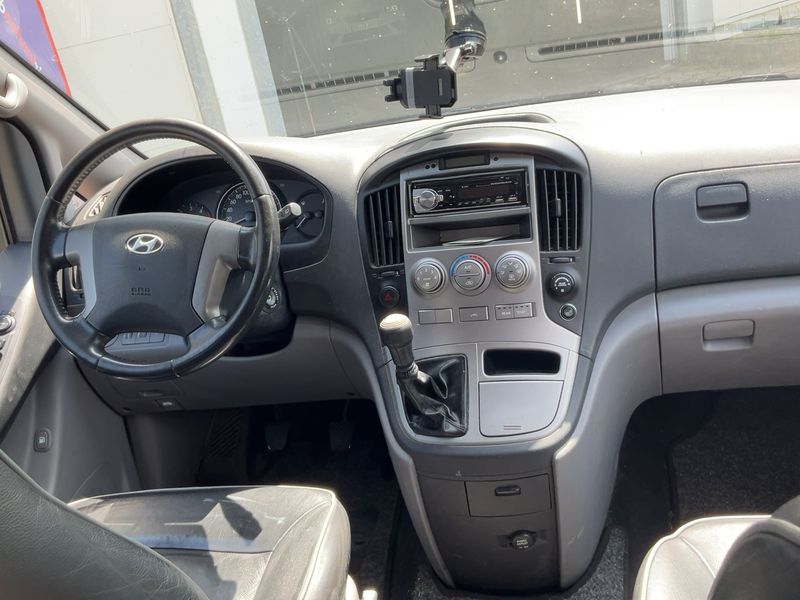 Hyundai H1 2.5 CRDi Travel Premium — zdjęcie 12