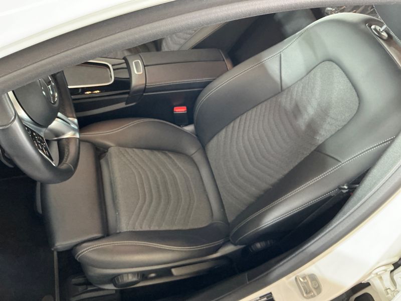 Mercedes-Benz A-Klasse A 180 d AMG Line 2023 – снимка 27