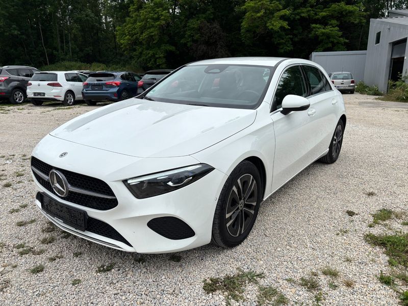 Mercedes-Benz A-Klasse A 180 d AMG Line 2023 – снимка 2