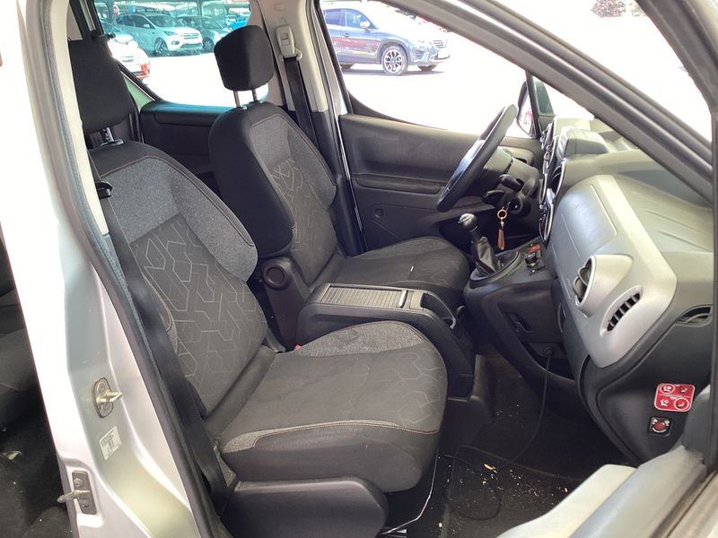 Peugeot Partner 1.6 Blue-HDi Active — zdjęcie 11