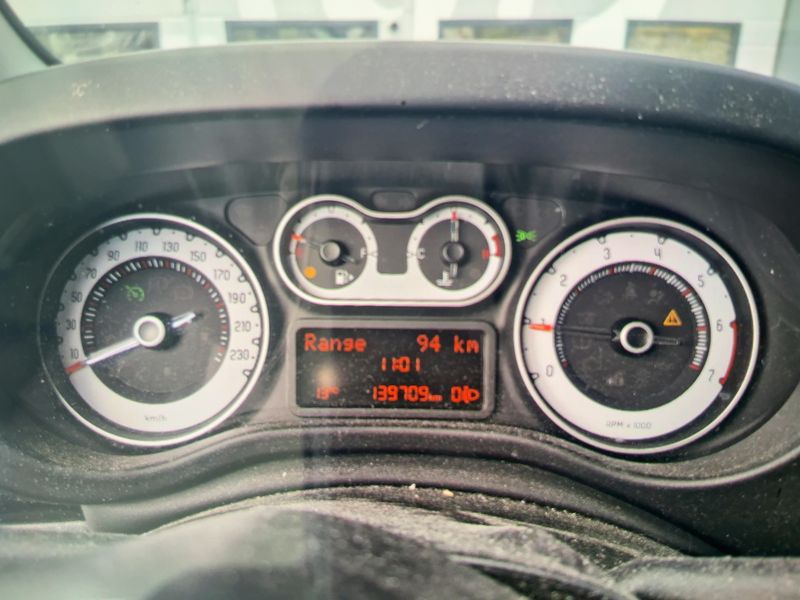 Fiat 500L 1.4 Turbo Trekking — zdjęcie 13