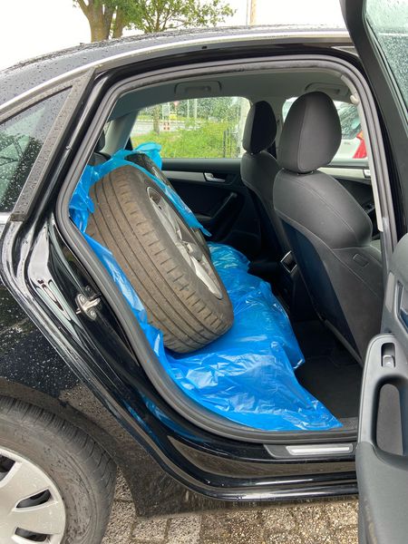 Audi A4 1.8 TFSI Attraction — zdjęcie 14