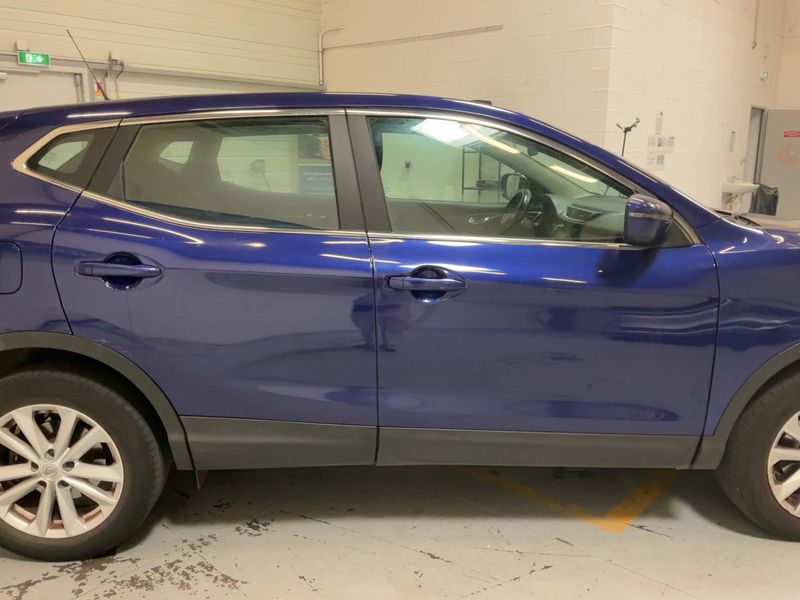 Nissan Qashqai 1.5 Turbodiesel Connect Edition — zdjęcie 7