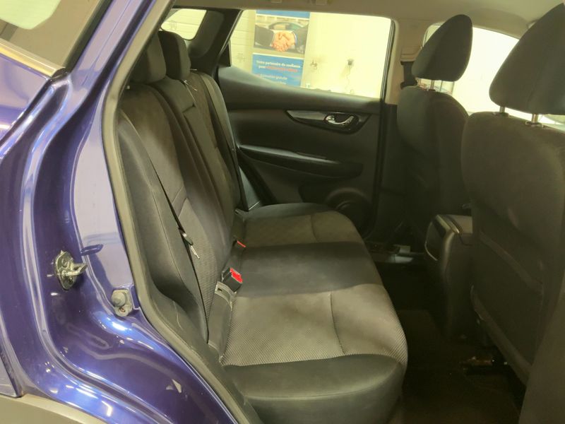 Nissan Qashqai 1.5 Turbodiesel Connect Edition — zdjęcie 14