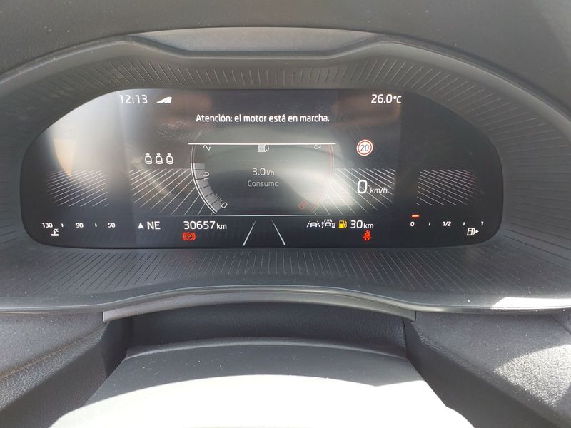 Skoda Kamiq 1.5 TSI ACT Selection — zdjęcie 11
