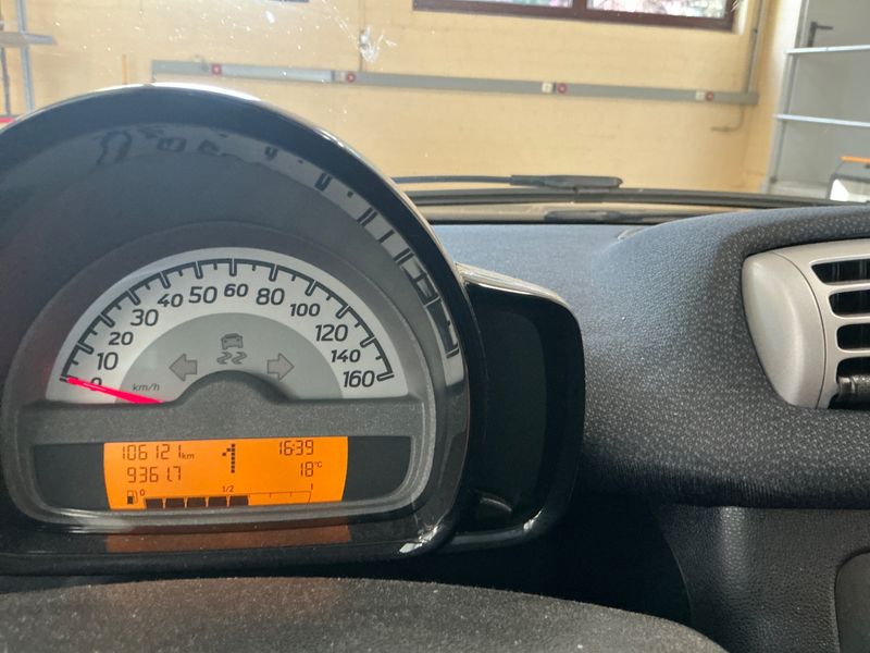 Smart fortwo 1.0 Micro Hybrid Drive pure 2012 – снимка 4