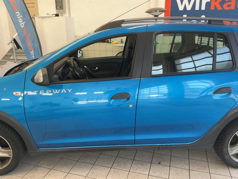 Dacia Logan MCV 1.5 dCi Stepway — zdjęcie 4