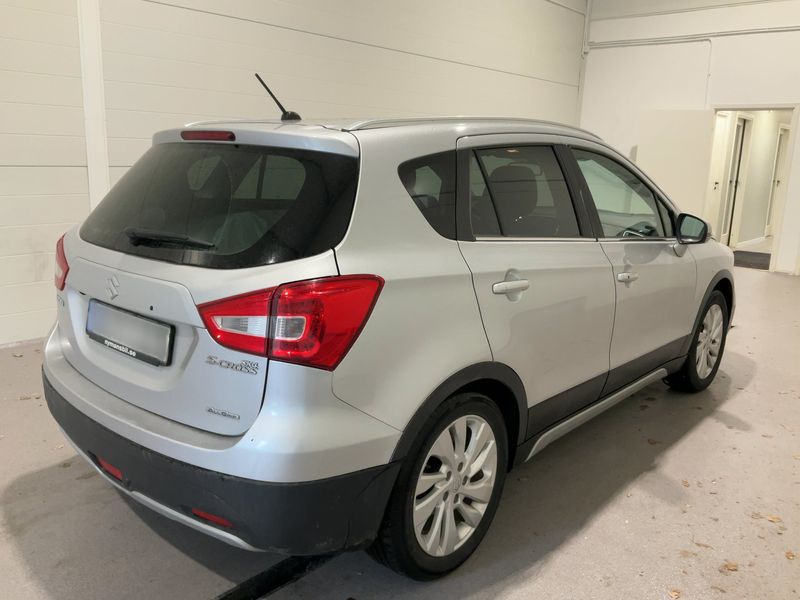 Suzuki SX4 S-Cross 1.0 BoosterJet All Grip Privilege 4x4 — zdjęcie 6