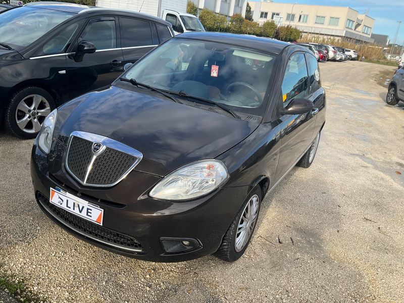 Ypsilon 1.2 Oro