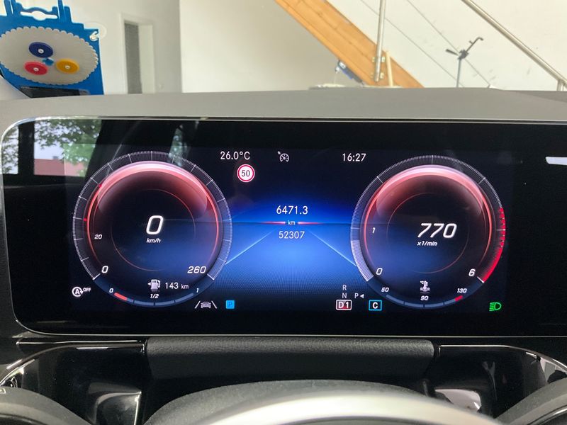 Mercedes-Benz B-Klasse B 220 d Progressive — zdjęcie 13