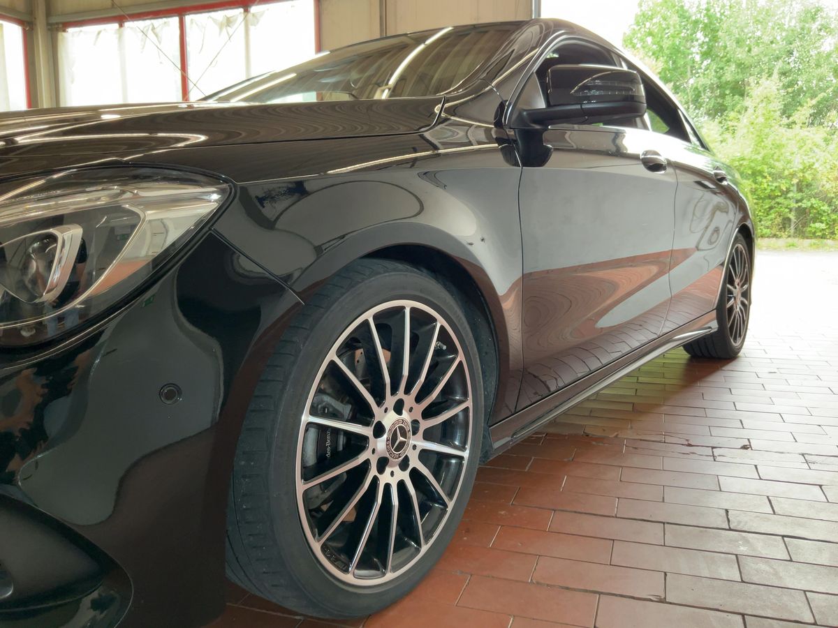 Mercedes-Benz CLA-Klasse CLA 250 AMG Line