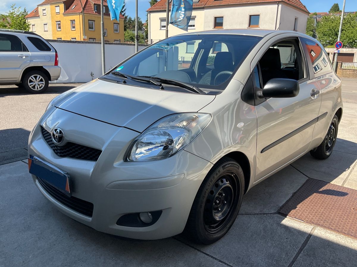 Toyota Yaris 2010